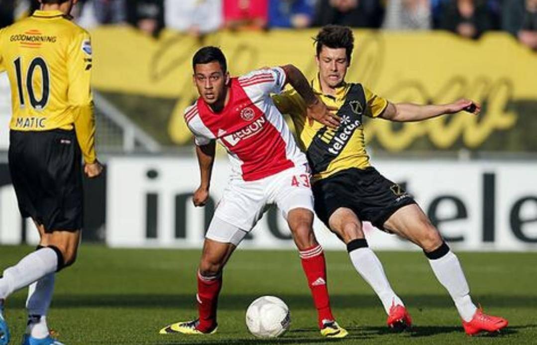 包含赛前莱比锡备战荷甲；遗憾出局细节曝光；底气十足；临场指挥获称赞的词条