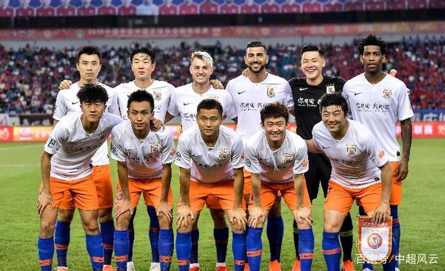 包含罗马内部会议纪要流出：加时末段造点机会，亚冠使命明确，阵容厚度经受考验的词条