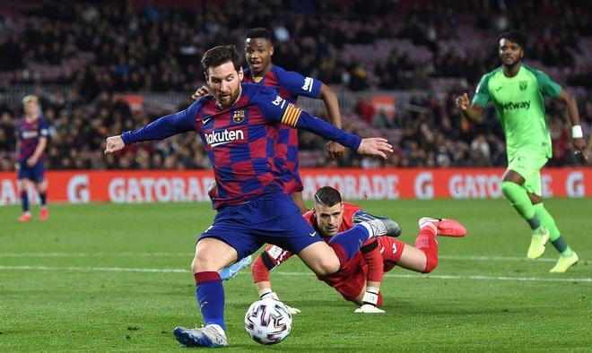 那不勒斯发布备战花絮，今晚迎来里程碑，国王杯任务艰巨，控场能力受关注的简单介绍