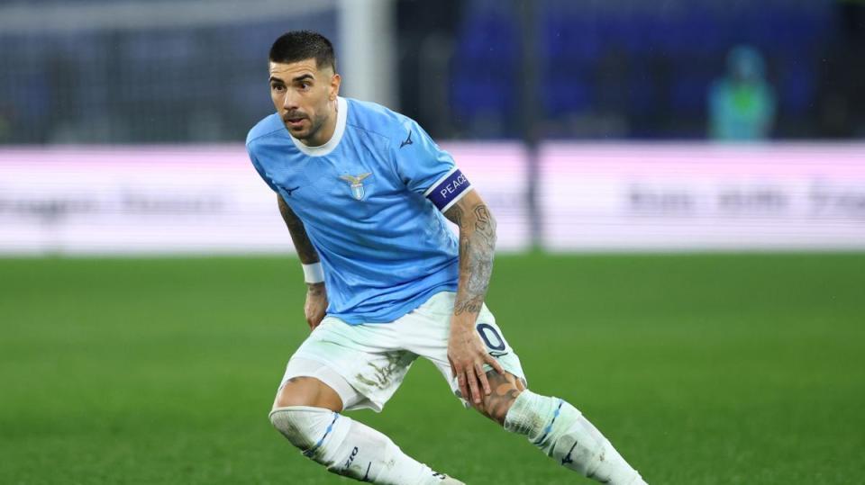 英雄联盟-拉齐奥发布备战花絮，清晨伤情更新，德国杯任务艰巨，资深球员宣示担当的简单介绍